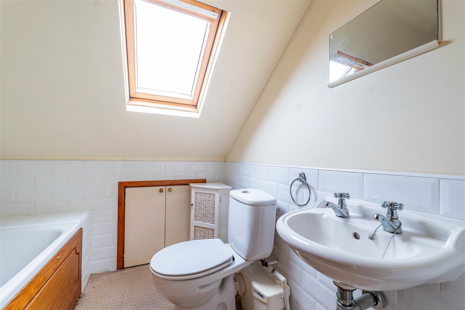 2 bed property in Hall Carr Lane, Preston